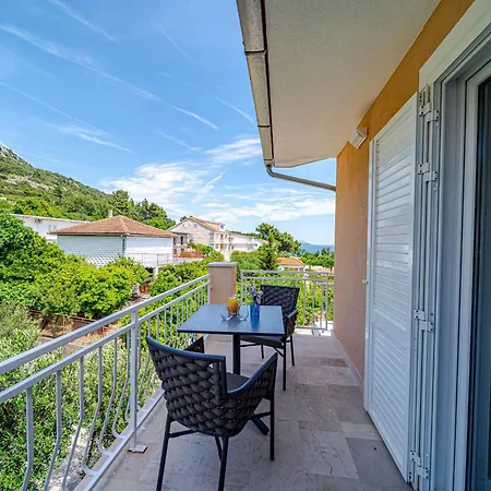 Vrgorac Couette-café